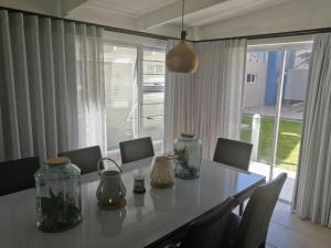 Waterfront Estate Self Catering F10