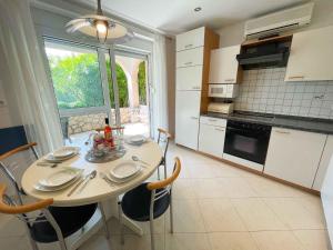 Apartments in Dramalj 41602