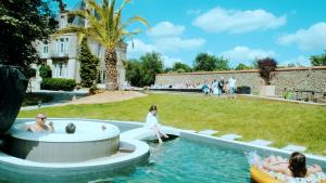 Appartements Studio avec piscine partagee jacuzzi et jardin clos a La Gaubretiere : photos des chambres