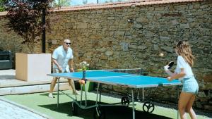 Maisons de vacances Maison d'une chambre avec jacuzzi jardin clos et wifi a La Gaubretiere : photos des chambres