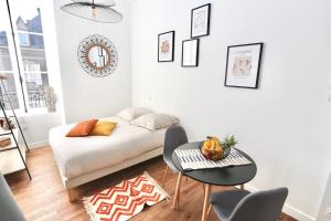 Appartements Napoleon Gare 5 STUDIO 1er Etage ByLocly : photos des chambres
