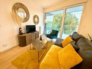 Presqu'île de Caen, Terrasse & Parking - 埃鲁维尔圣克莱