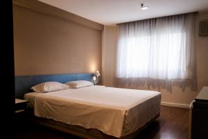 Master Express Alberto Bins - 200 metros do Hospital Santa Casa