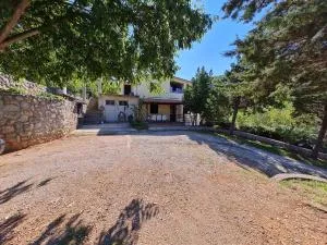 Apartment Andrea - 斯比尼克尔姆波茨斯基