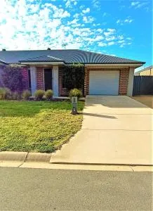 My Abode in Albury - Weeamera