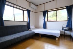 Classic Japan Living ASAMA