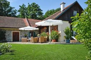 Holiday home in Fehring terrace - Minihof Liebau