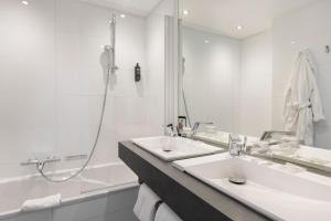 Hotels Ibis Styles Menton Centre : photos des chambres
