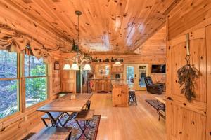 Cherry Lake Lodge with Hot Tub, Fire Pit and Game Room