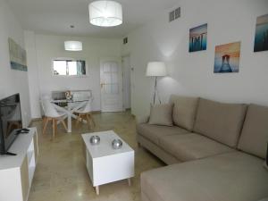 Stunning Views await you in Marina de la Duquesa