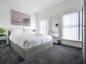 McCrackens Townhouse - 10 Min Walk to City Centre - Pass the Keys