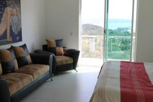 Casa del faro 80, con vista al mar