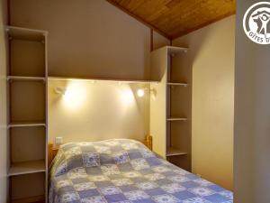 Maisons de vacances Gite Les Noes, 3 pieces, 4 personnes - FR-1-496-241 : photos des chambres