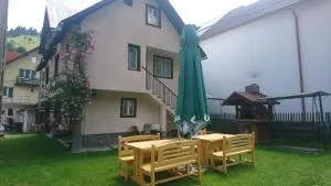 Cabana Moieciu - Мойечу-де-Сус