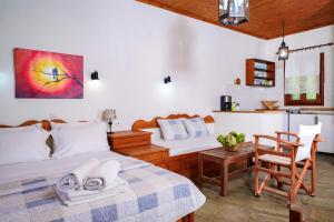 Giola Bungalows Sirines