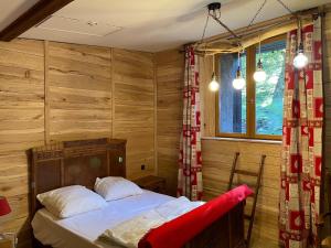 Grange rénovée, Pyrénées Ariégeoises, Gîte haute Ariège