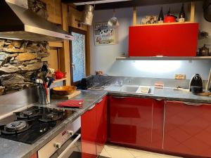 Grange rénovée, Pyrénées Ariégeoises, Gîte haute Ariège