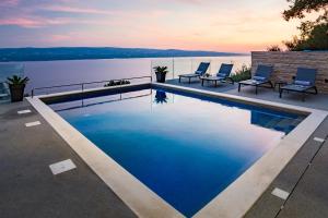 Villa Dispet, sea view, pool, jacuzzi, sauna, cinema