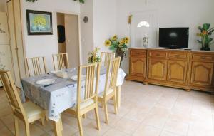 Maisons de vacances Amazing home in La Faute sur Mer with 3 Bedrooms and WiFi : photos des chambres