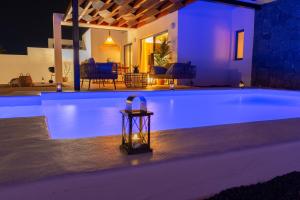 Villa GuƔjara by Villalia