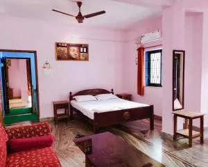 1 Bedroom Apartment with Kitchen near Morjim Beach Goa - Chopdem