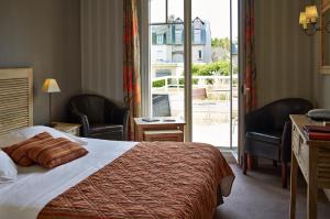 Hotels Almoria Hotel & SPA : photos des chambres