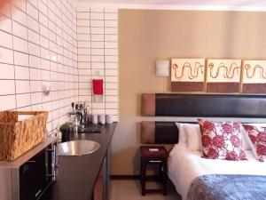 Best overnight with free WiFi. Modern & private