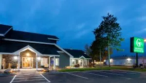 GrandStay Hotel & Suites - North Branch