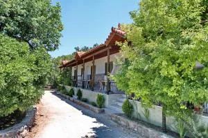 Paradisos Studios - Mystigná