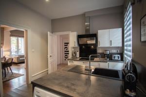 Appartements Hello Colmar, Duplex Cathedrale, historic center : photos des chambres