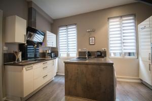 Appartements Hello Colmar, Duplex Cathedrale, historic center : photos des chambres