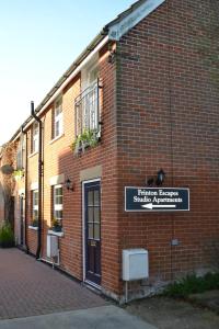 Frinton Escapes - The Cottage