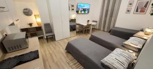 SUITE BLANC APARTMENTS - Monolocali indipendenti con cucina e bagno privato - Check-in e check-out con codice in autonomia h24 - Terrazza in comune NECESSARIO AVERE WATHSAPP O APP DI MESSAGGISTICA ISTANTANEA PER FOTO E VIDEO