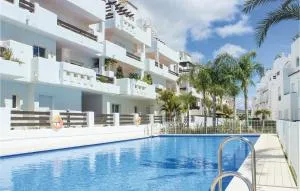 2 Bedroom Lovely Apartment In Estepona - Algatocín