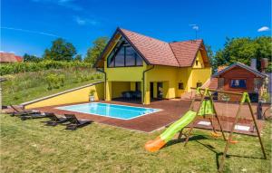 Gorgeous Home In Selnica With Sauna