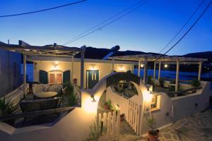 Maistrali Sikinos Greece