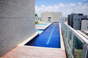 LUXUOSO BEIRA MAR 03 QUARTOS