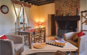 Maisons de vacances Two-Bedroom Holiday Home in Romery : photos des chambres