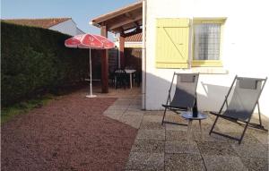 Maisons de vacances Amazing home in La Tranche sur Mer w/ 2 Bedrooms : photos des chambres