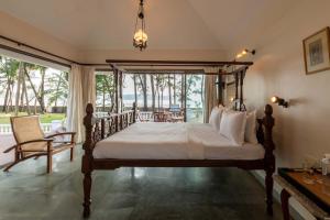 Casa Del Mer by StayVista - Nearby beach with, sea-view rooms & coconut farm