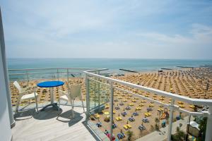 Hotel Nizza Frontemare Superior 3 Stelle