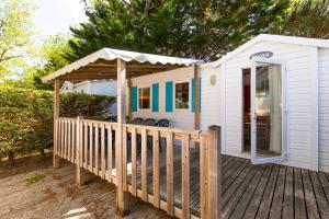 Campings Camping Les Maraises : photos des chambres