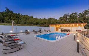 Amazing Home In Selce With 5 Bedrooms, Wifi And Outdoor Swimming Pool