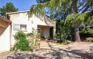 Gorgeous Home In Entrechaux - Crestet