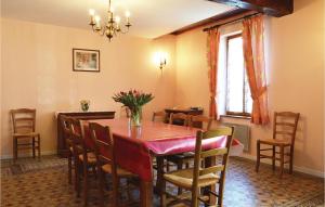 Maisons de vacances Holiday home Parfondeval ST-1184 : photos des chambres