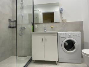 New Gudauri Twins 121