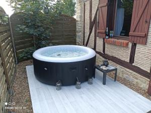 Villas Sauna & Double Jacuzzi interieur et sous les etoiles 1h30 Paris : photos des chambres