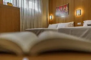 Hostal Acueducto Los Milagros - Mirandilla