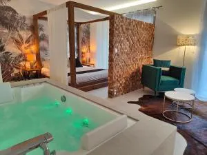 Suites JM - Le temps d'une Escale (Jacuzzi & Vue Mer) - 耶尔
