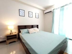Lovely Studio Type Condo - fully furnished